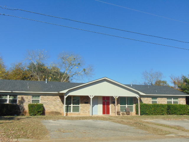 306 W. Tena Street